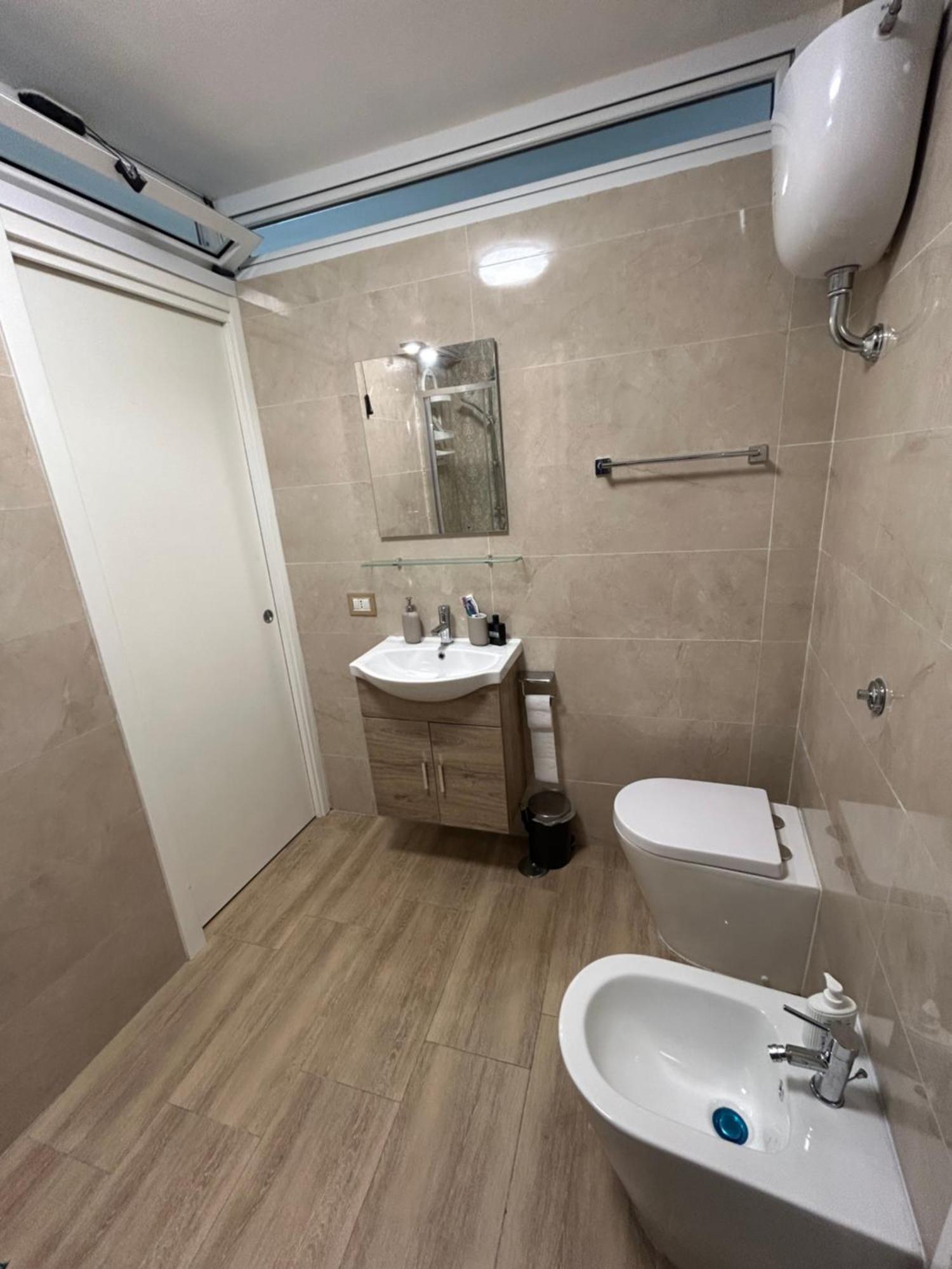 Brother'S 50 Apartment Napoli Ngoại thất bức ảnh
